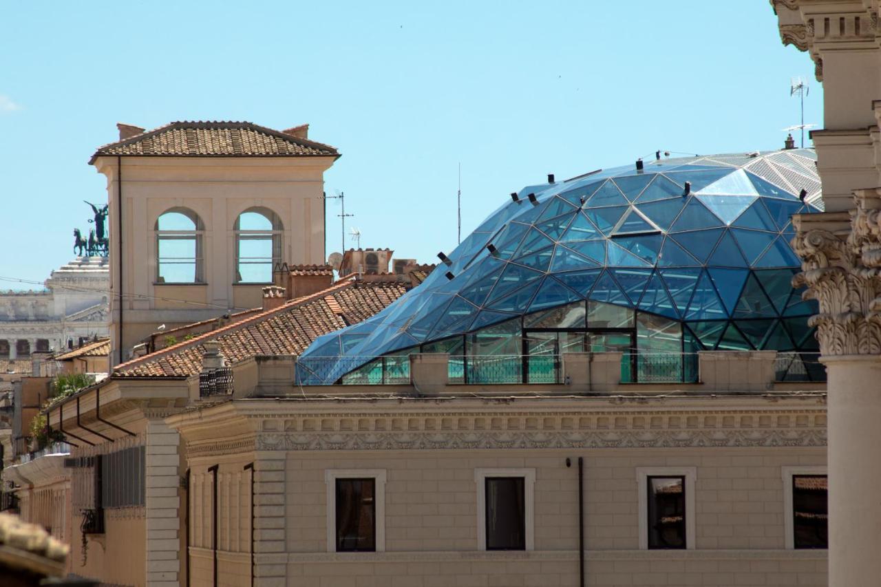 Stay Inn Rome Via Del Corso Exterior photo