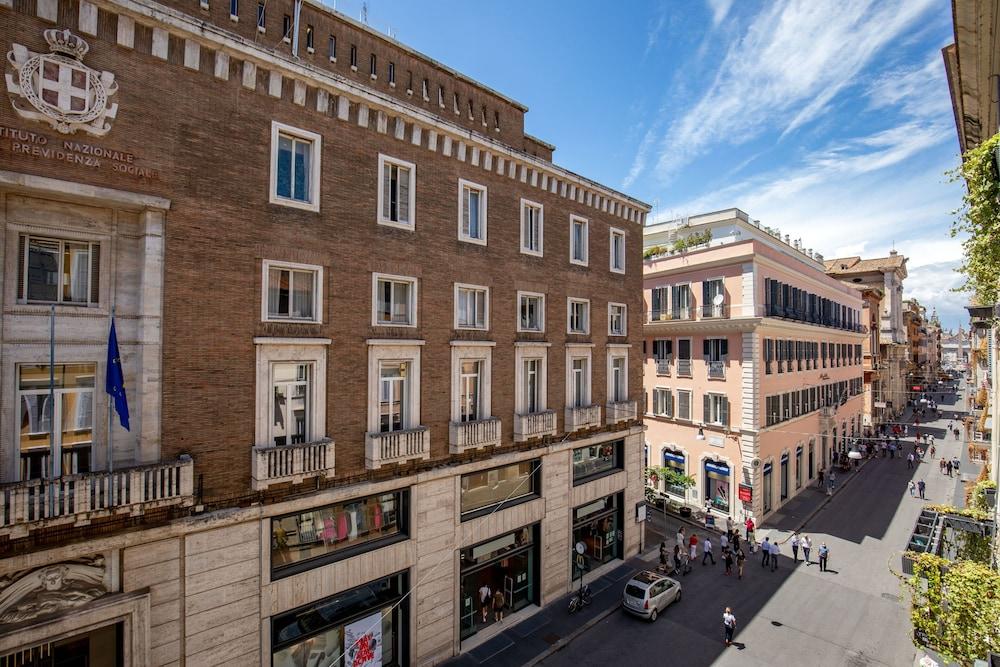 Stay Inn Rome Via Del Corso Exterior photo