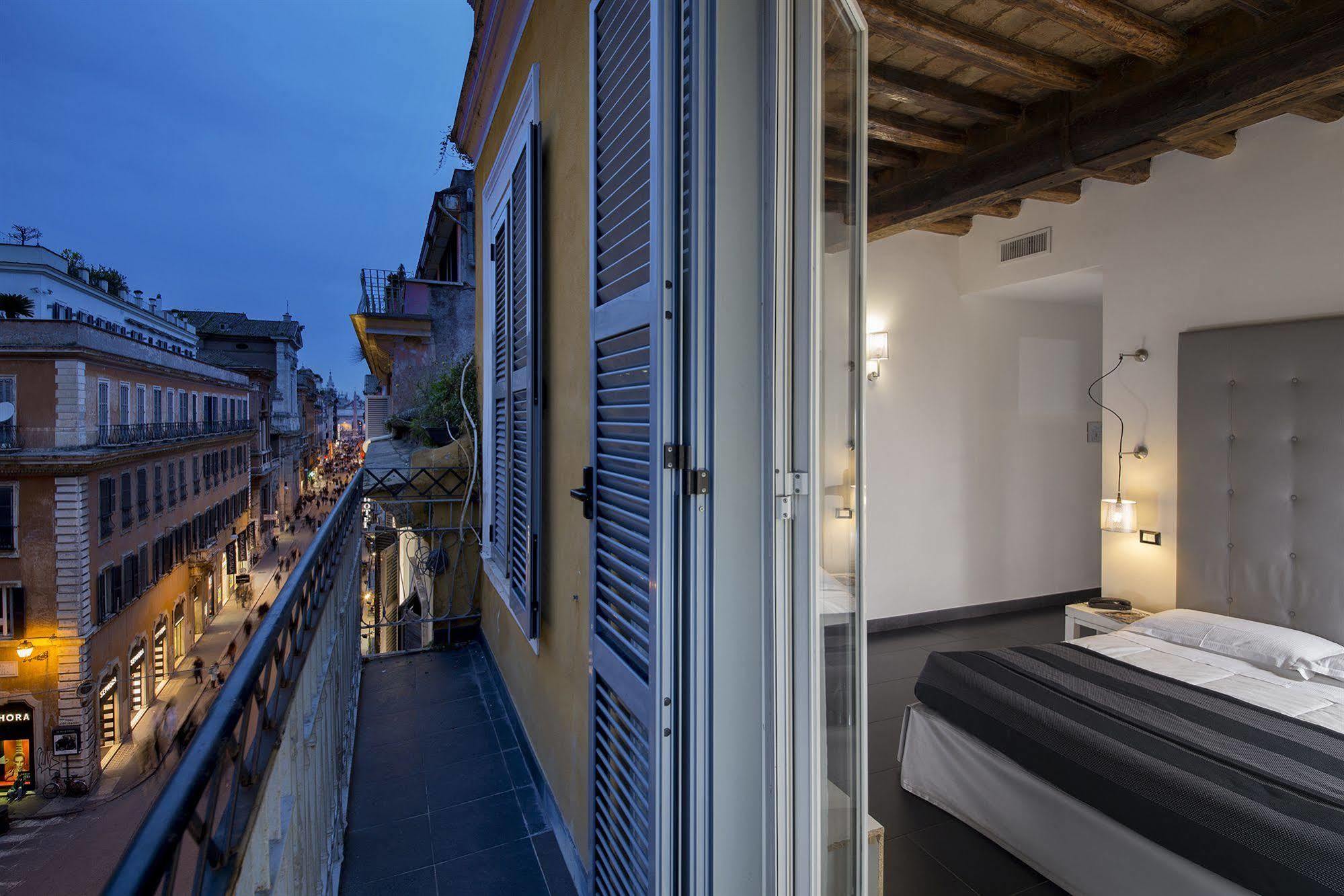 Stay Inn Rome Via Del Corso Exterior photo